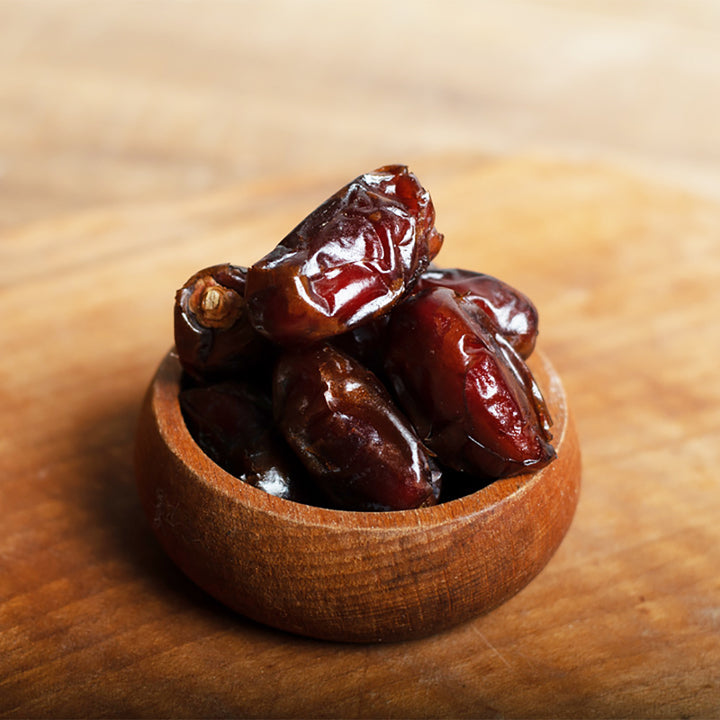 Premium Khodari Dates Jumbo 2.2LB , Plump, and Irresistibly Sweet | Harvested for Freshness | No Preservatives | Nutrient-Rich Snacking | Perfect for Gifting and Culinary Creations