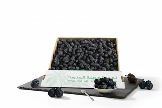 Al Madina Ajwa Dates 3KG (6.6 lbs) – perfect for juicing and baking. Fresh from Madina, Saudi Arabia